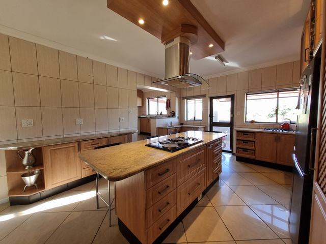 5 Bedroom Property for Sale in Wolseley Western Cape
